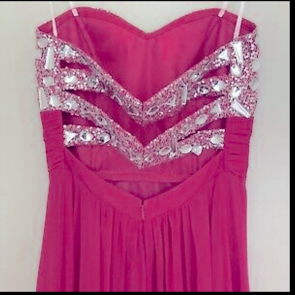 Blondie Nites strapless Pink flowy Gown - Picture 11 of 15